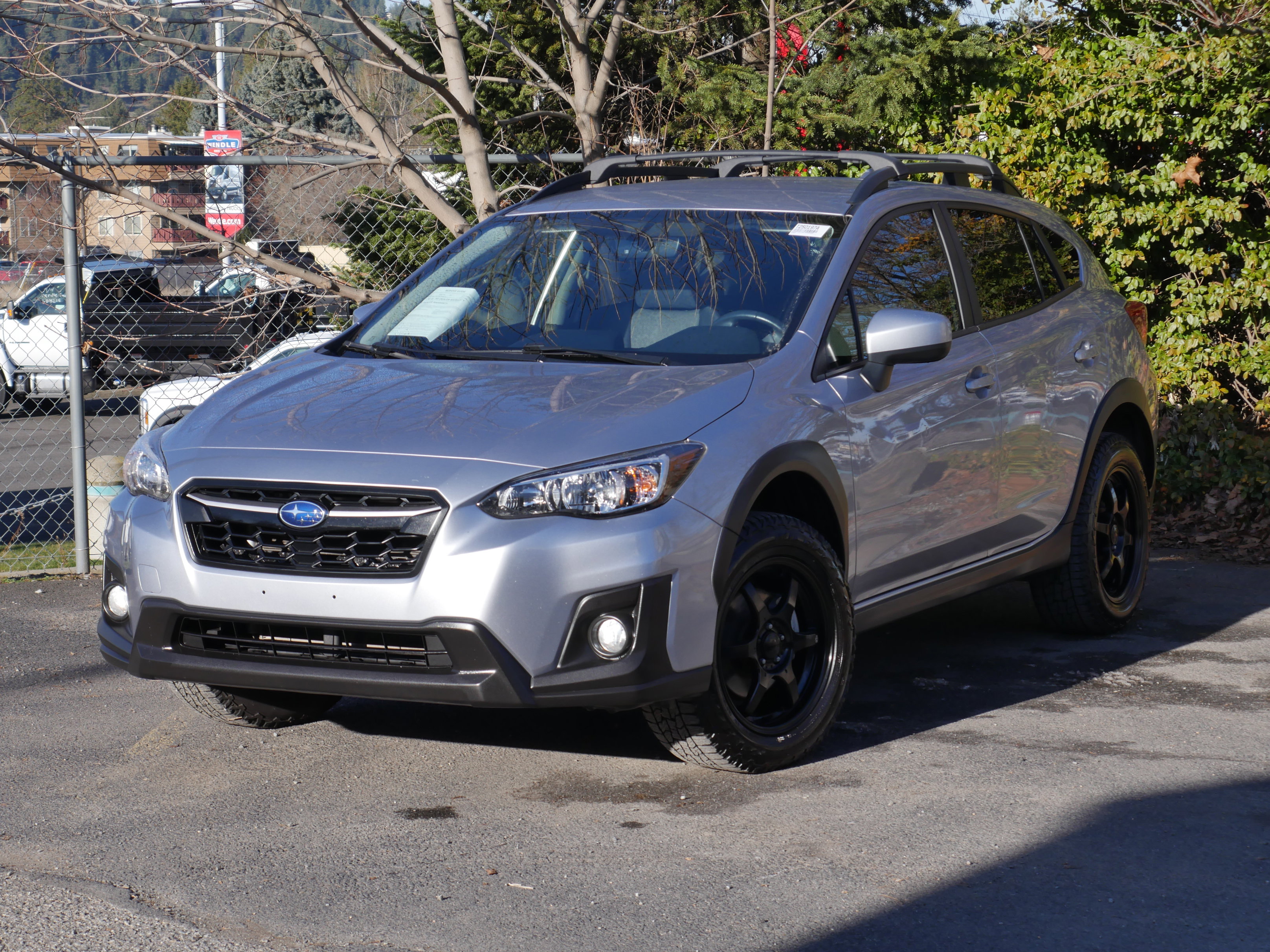 Used 2020 Subaru Crosstrek 2.0i Premium w/ Popular Package #3 image 2