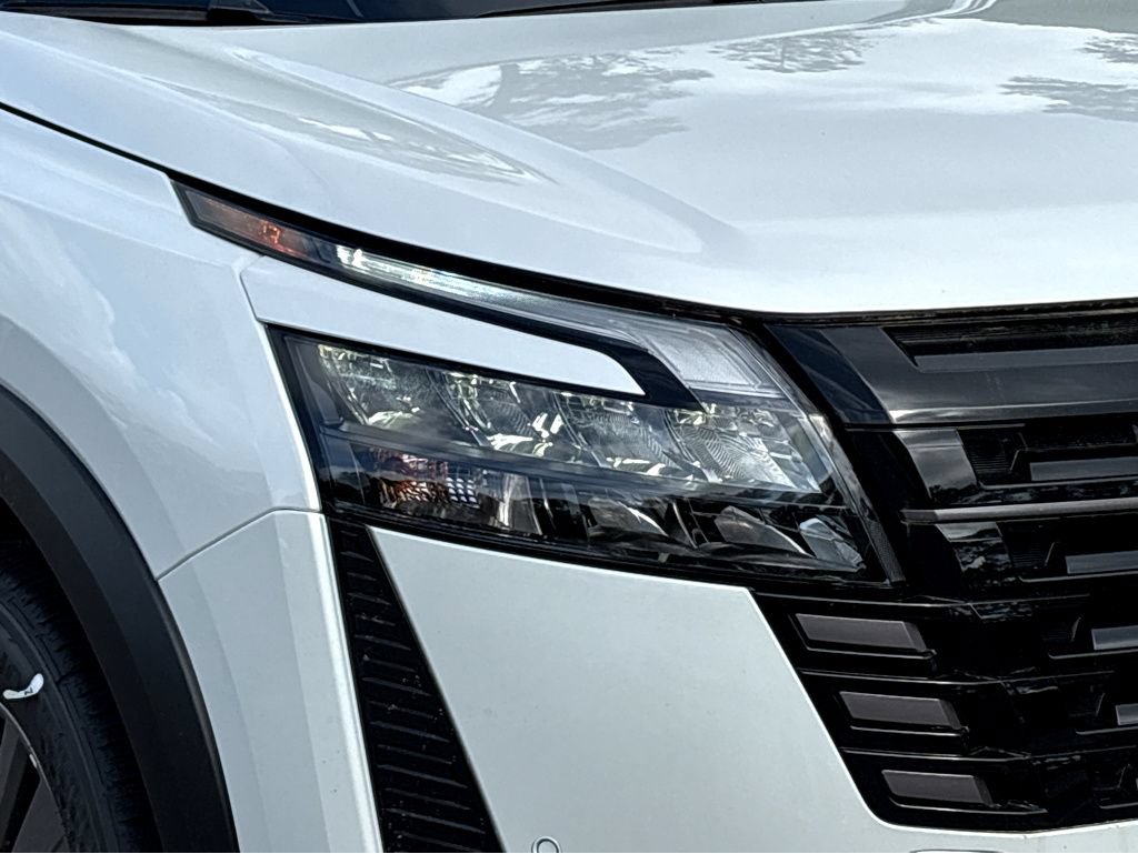 New 2026 Nissan Pathfinder SV FWD image 24