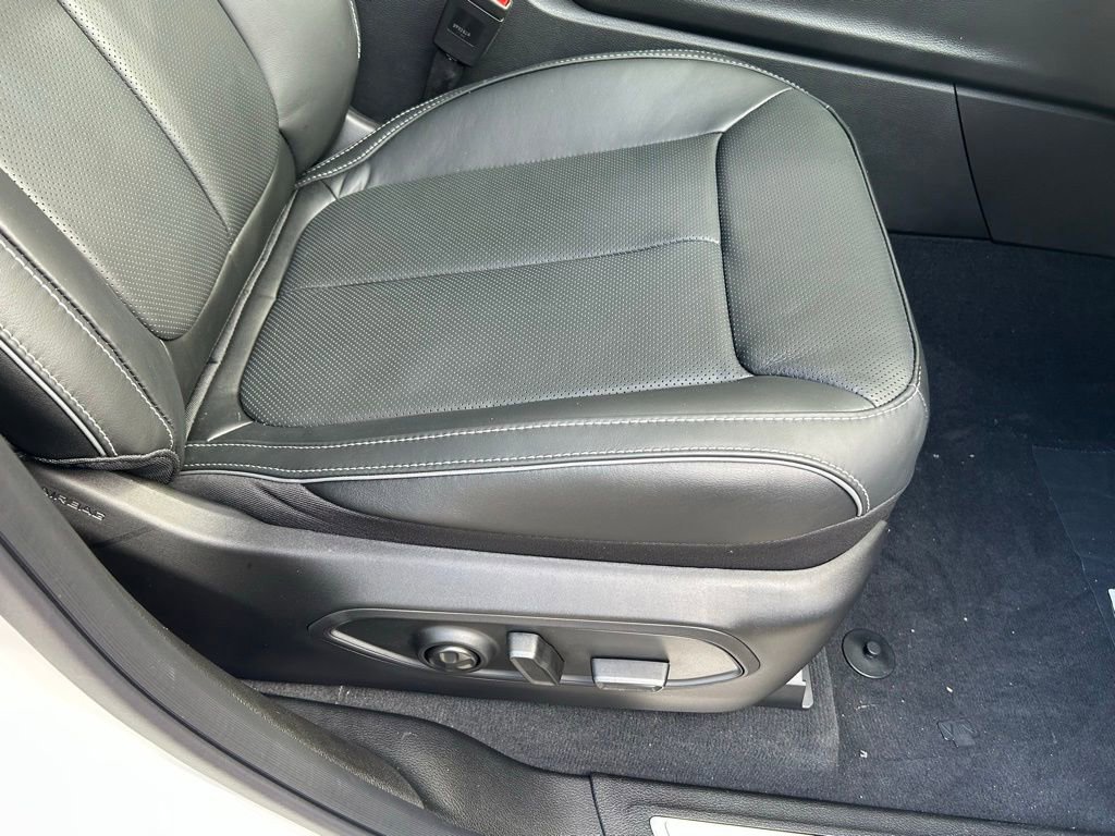 New 2025 Jeep Grand Cherokee L Overland w/ Rear Seat Video Group I AWD/4WD image 36