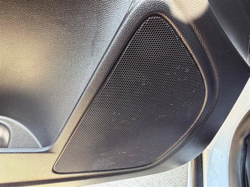 Used 2018 Chevrolet Colorado LT w/ Luxury Package, Chrome RWD image 29