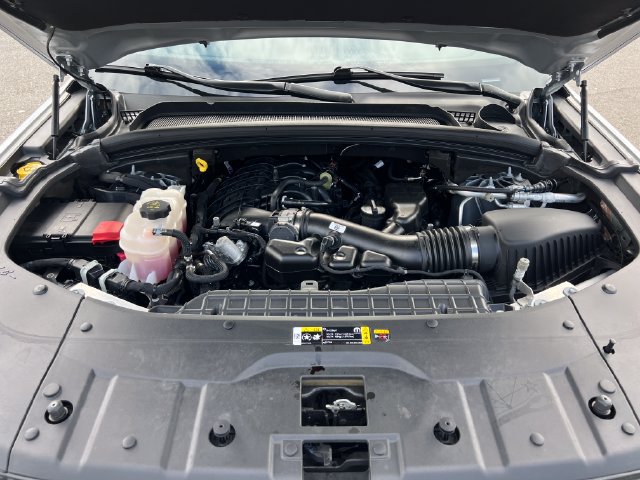 Used 2024 Jeep Grand Cherokee L Limited AWD/4WD image 30