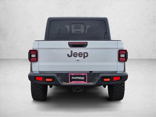 Used 2024 Jeep Gladiator Mojave w/ Safety Group AWD/4WD image 8