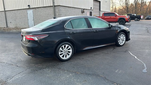 Used 2024 Toyota Camry LE image 29