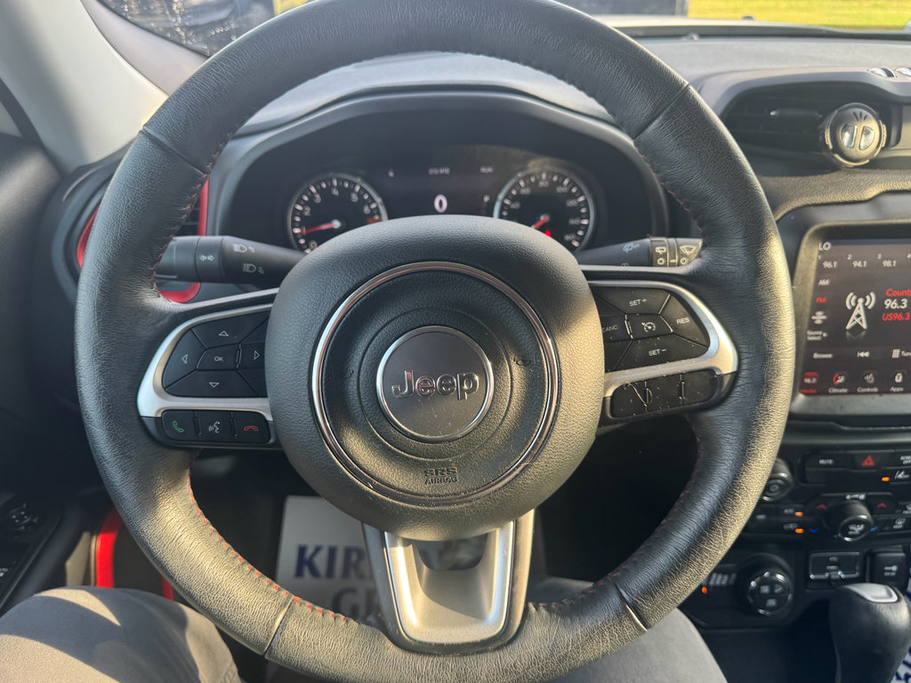 Used 2023 Jeep Renegade Trailhawk w/ Trailhawk Elite Group image 15