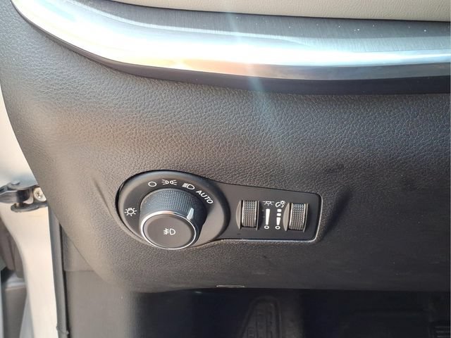 Used 2024 Jeep Compass Limited AWD/4WD image 19