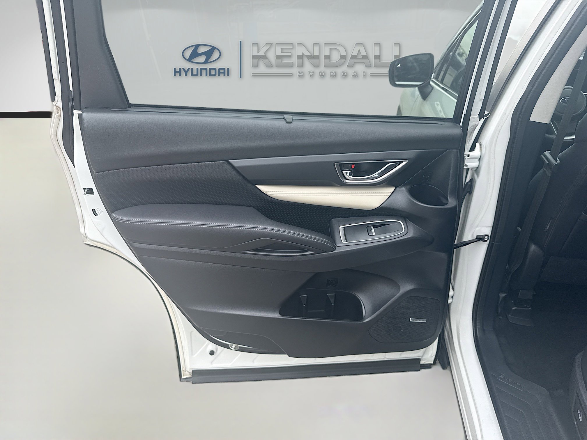 Used 2022 Subaru Ascent Limited w/ Technology Package AWD/4WD image 23