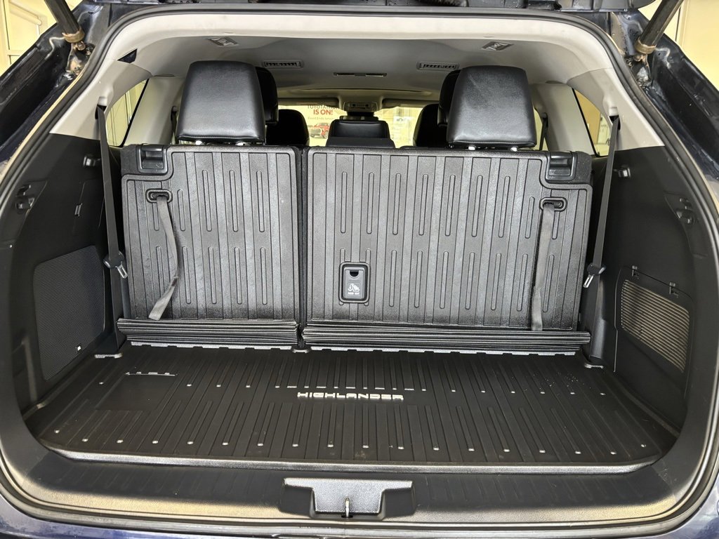 Certified 2020 Toyota Highlander Limited image 28