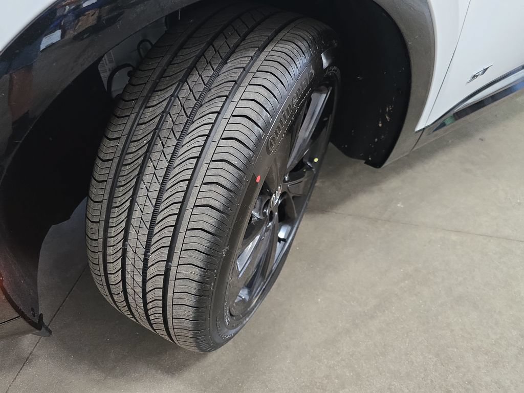 New 2026 Buick Envision Sport Touring AWD/4WD image 36