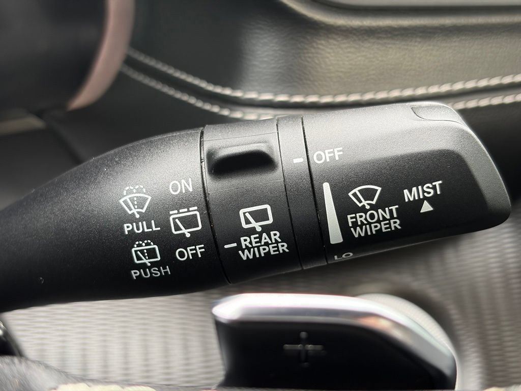 Used 2023 Jeep Grand Cherokee Altitude AWD/4WD image 28