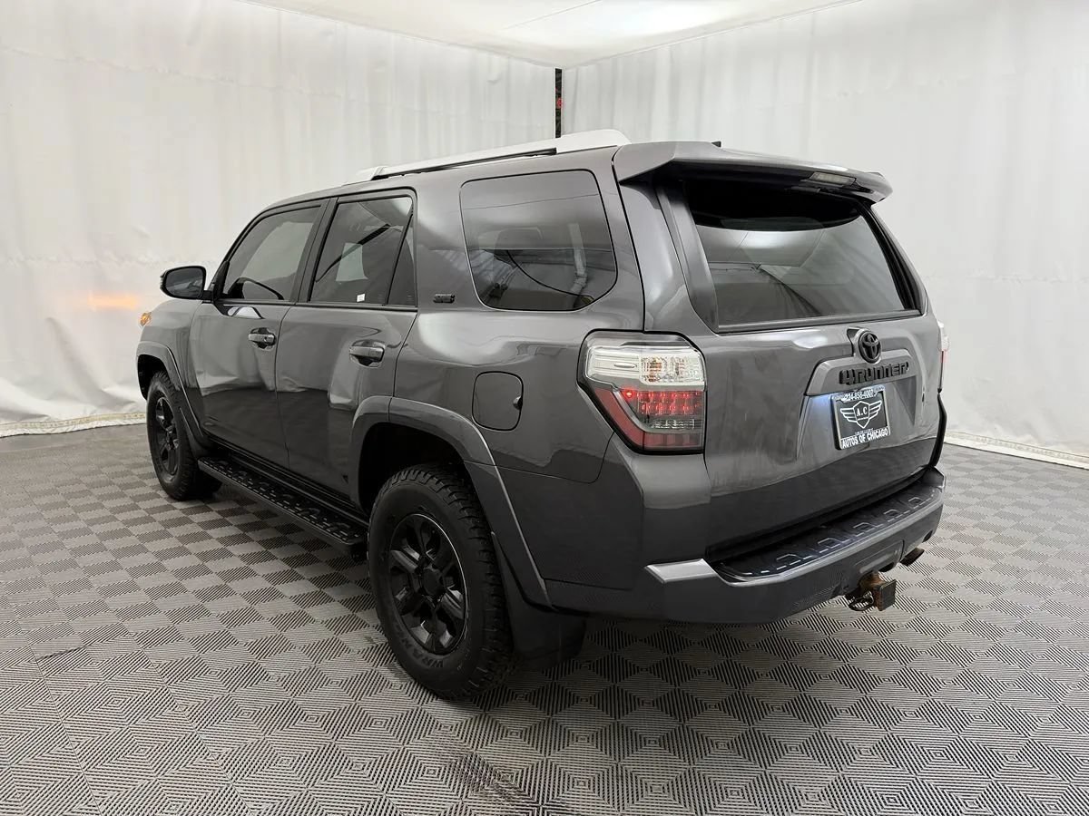 Used 2018 Toyota 4Runner SR5 Premium w/ Wilderness Package AWD/4WD image 7