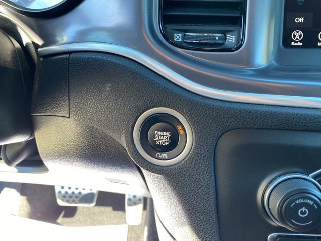 Used 2021 Dodge Charger SXT w/ Blacktop Package image 28