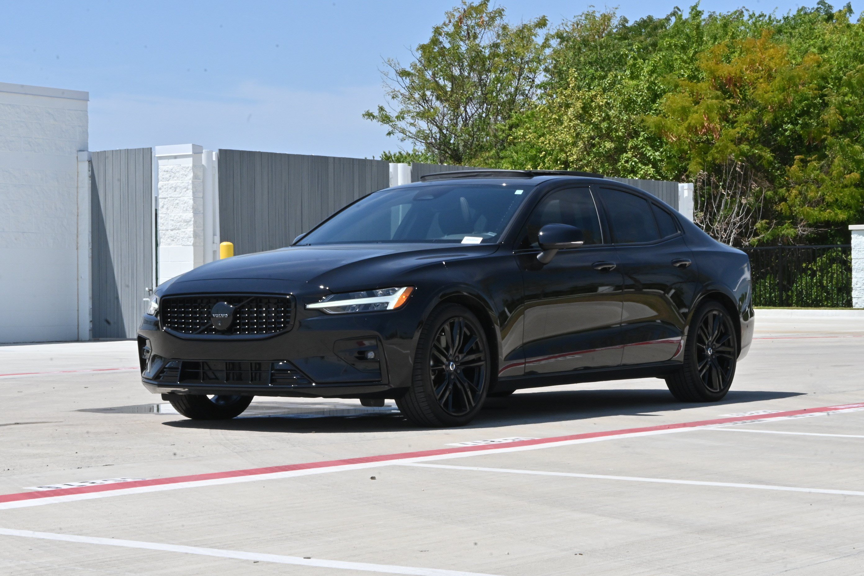 Used 2024 Volvo S60 B5 Plus w/ Climate Package AWD/4WD image 5