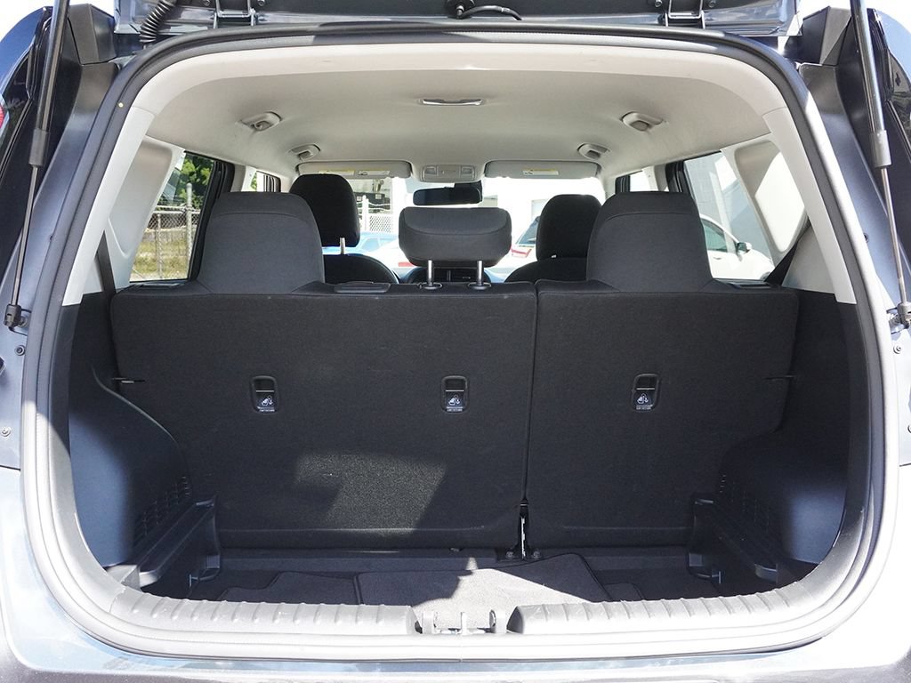 Used 2025 Kia Soul LX w/ LX Technology Package FWD image 18