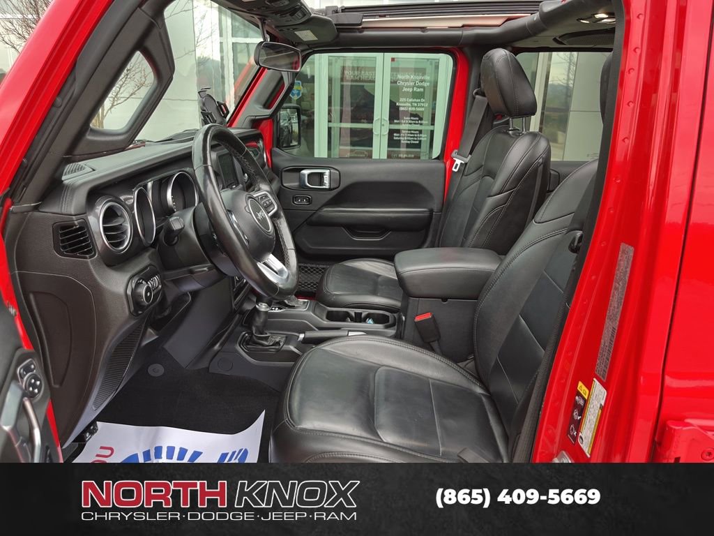 Used 2021 Jeep Wrangler Unlimited Sahara AWD/4WD image 3