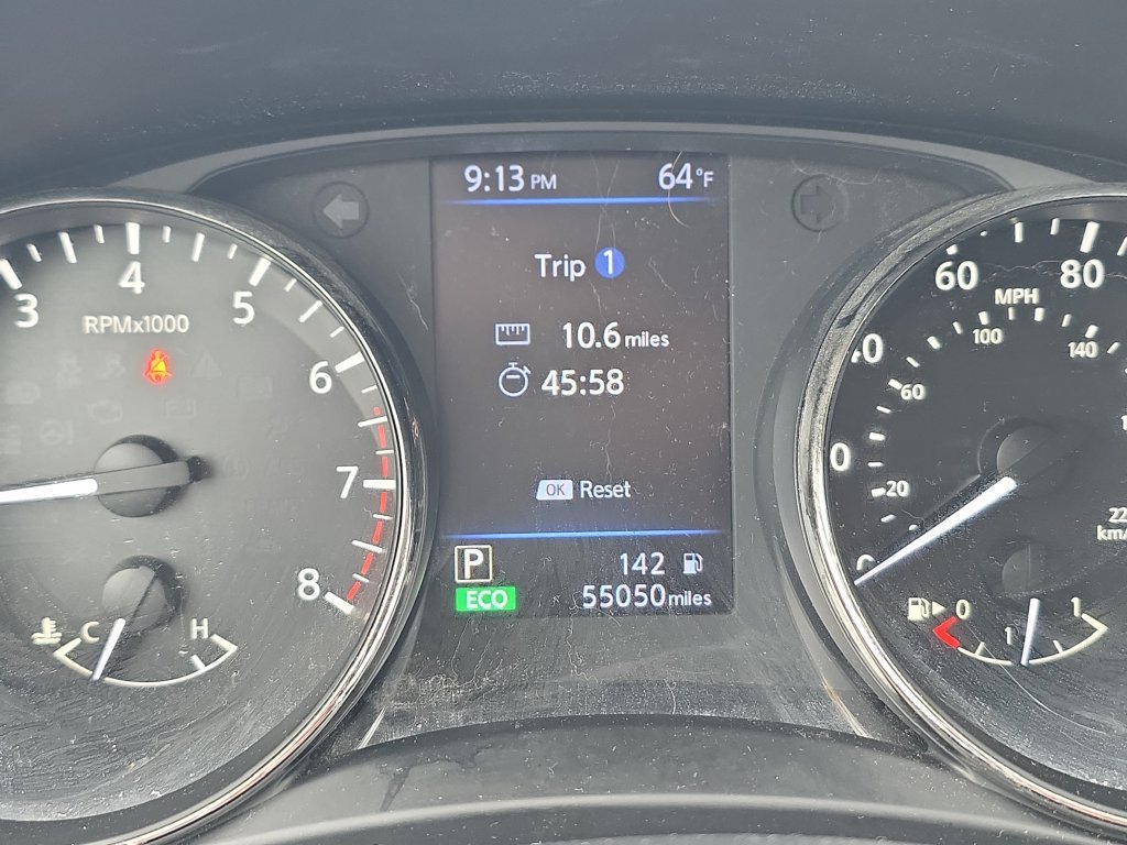 Used 2018 Nissan Rogue SV AWD/4WD image 27