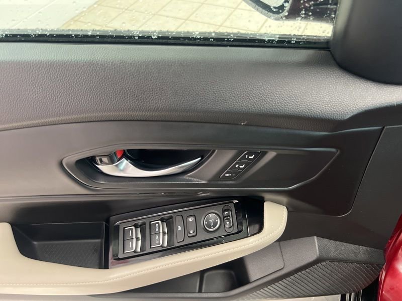 Used 2023 Honda Accord Touring image 21