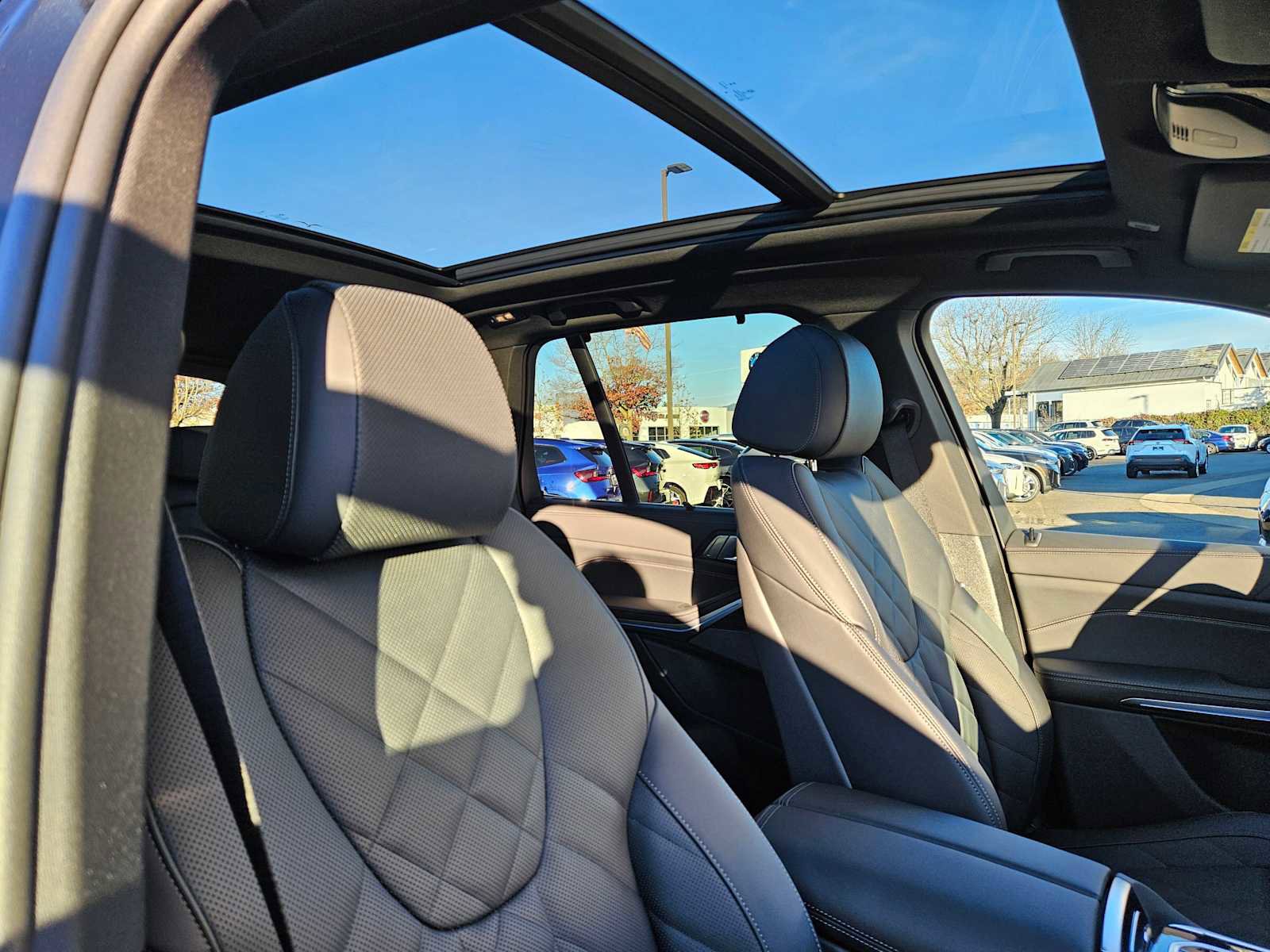 Used 2026 BMW X5 xDrive50e w/ M Sport Package image 13