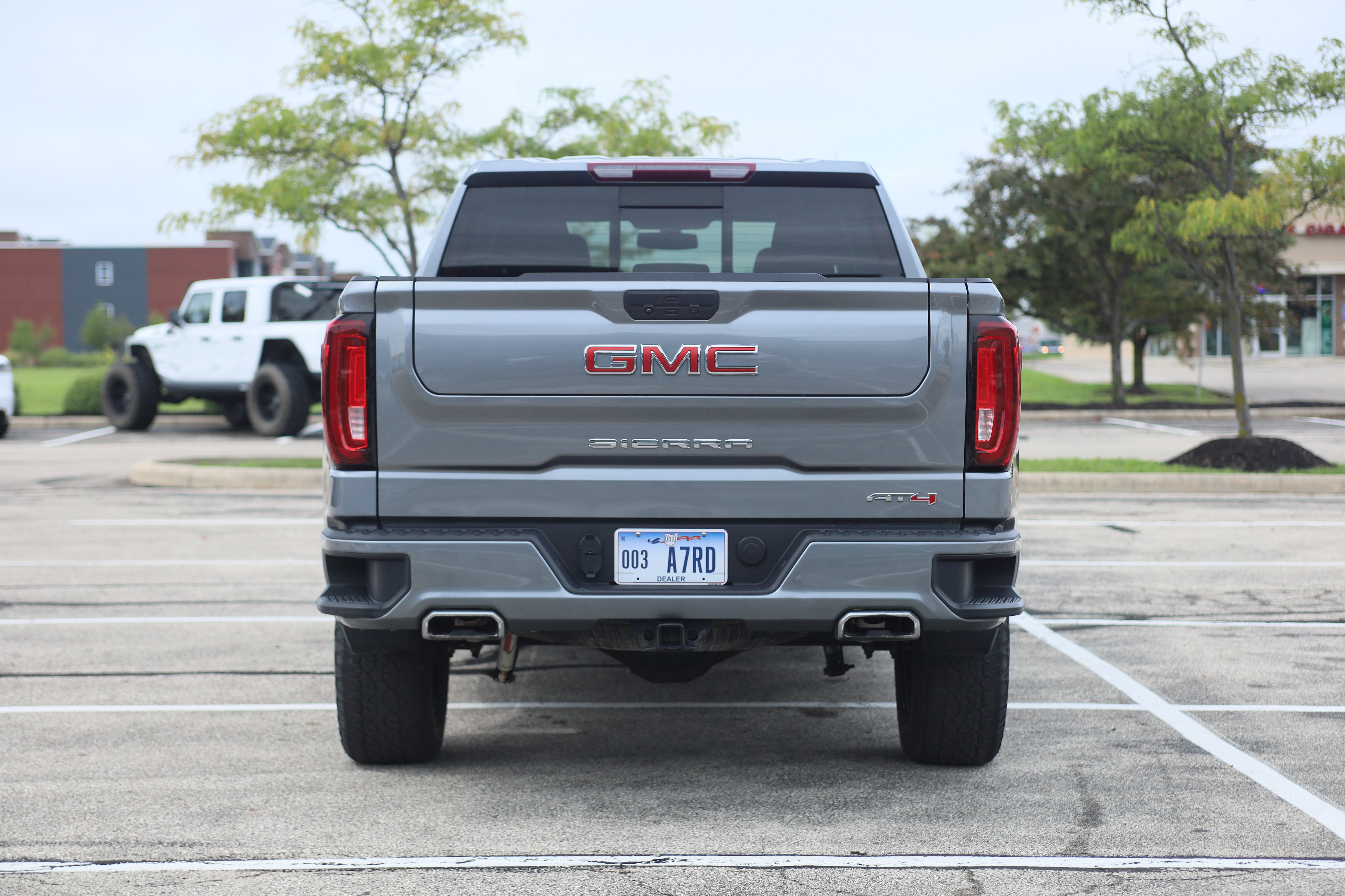 Used 2022 GMC Sierra 1500 AT4 w/ AT4 Preferred Package AWD/4WD image 5