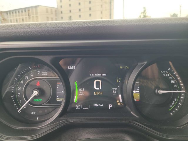 Used 2024 Jeep Wrangler Unlimited AWD/4WD image 28