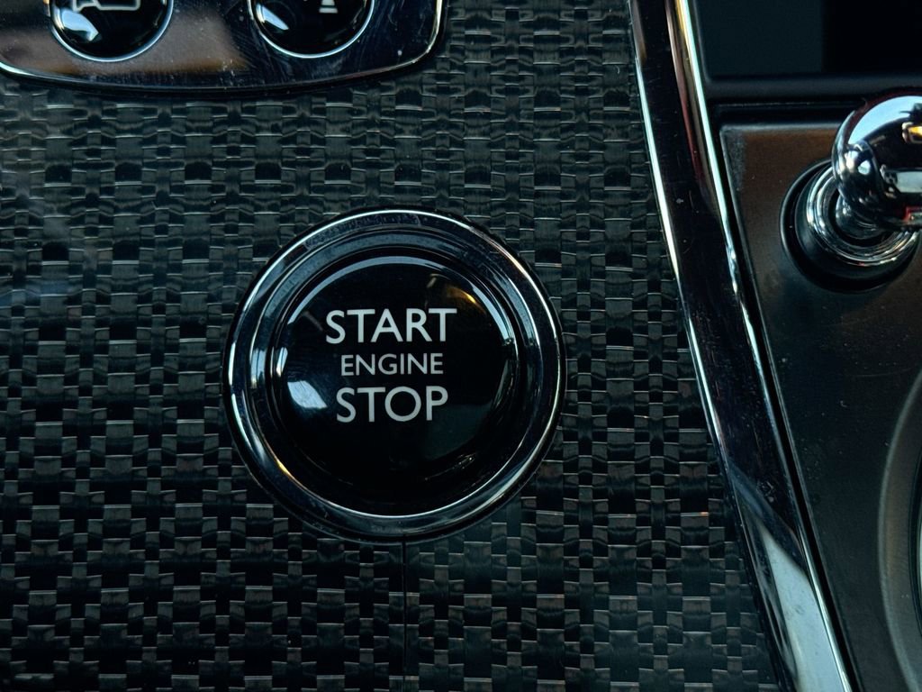 Used 2020 Rolls-Royce Wraith image 22