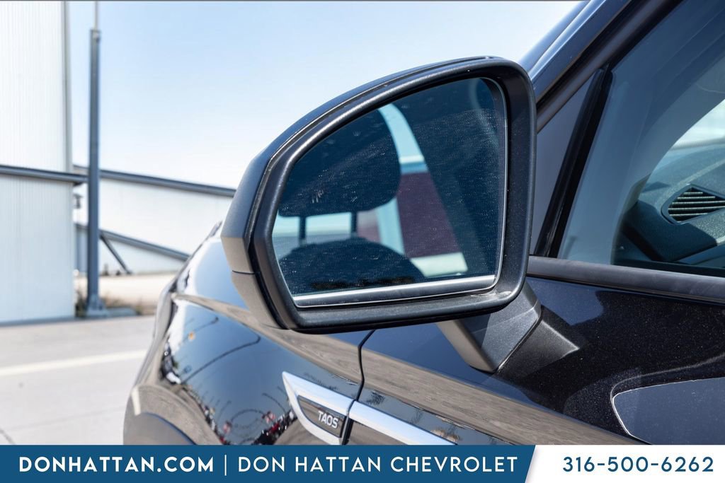 Used 2024 Volkswagen Taos S w/ MDO Package FWD image 24