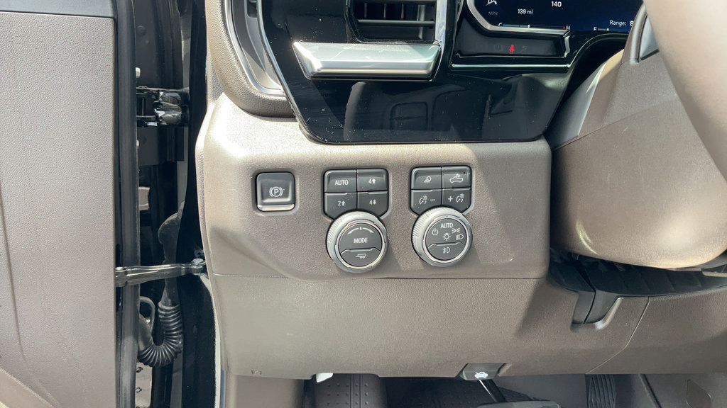 Used 2026 Chevrolet Silverado 3500 LT w/ All Star Edition AWD/4WD image 32