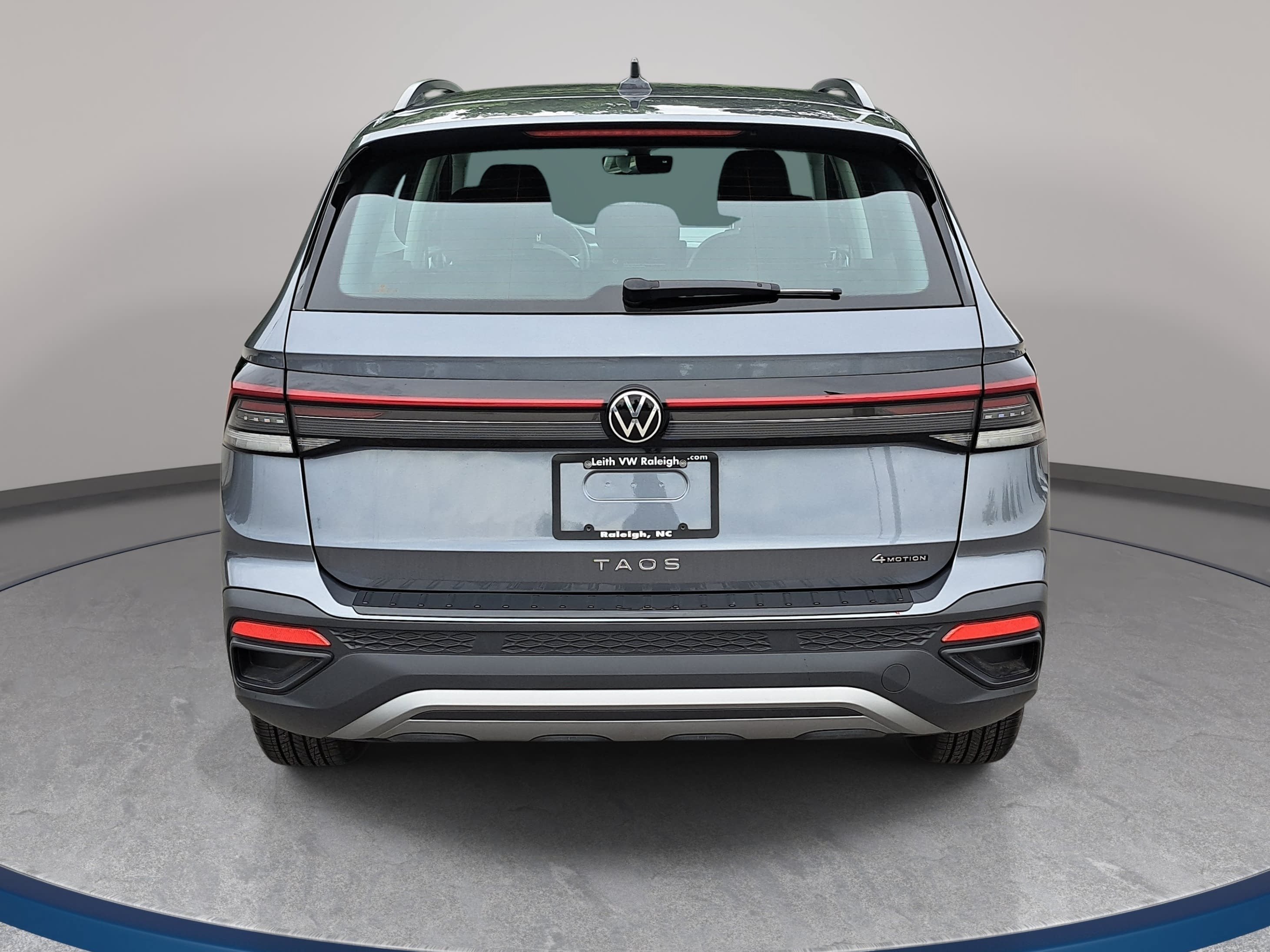 Used 2025 Volkswagen Taos S AWD/4WD image 6