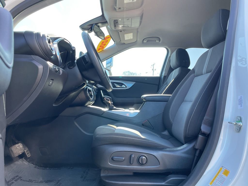 Used 2024 Chevrolet Blazer LT image 4