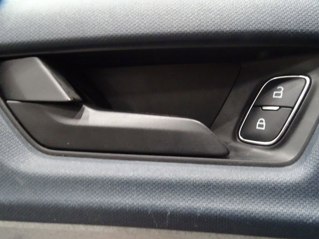 Used 2022 Ford Maverick XLT w/ Equipment Group 300A Standard image 16