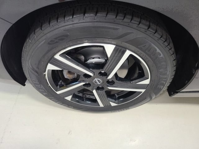 Used 2024 Nissan Sentra SV FWD image 37