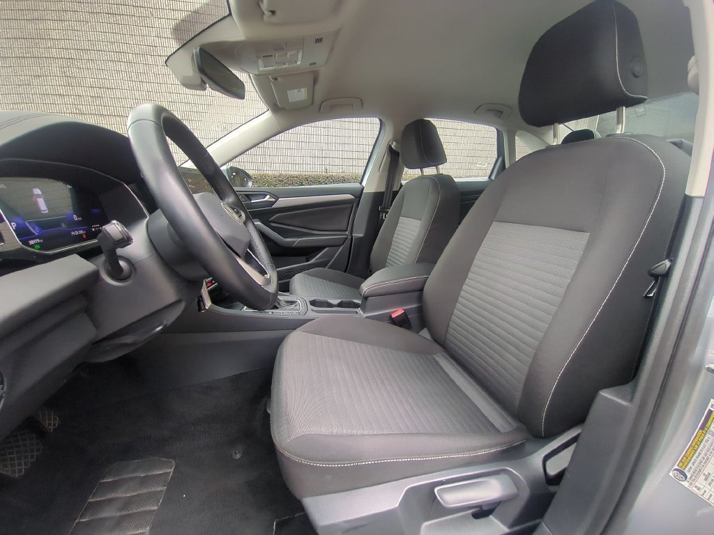 Used 2025 Volkswagen Jetta S FWD image 24