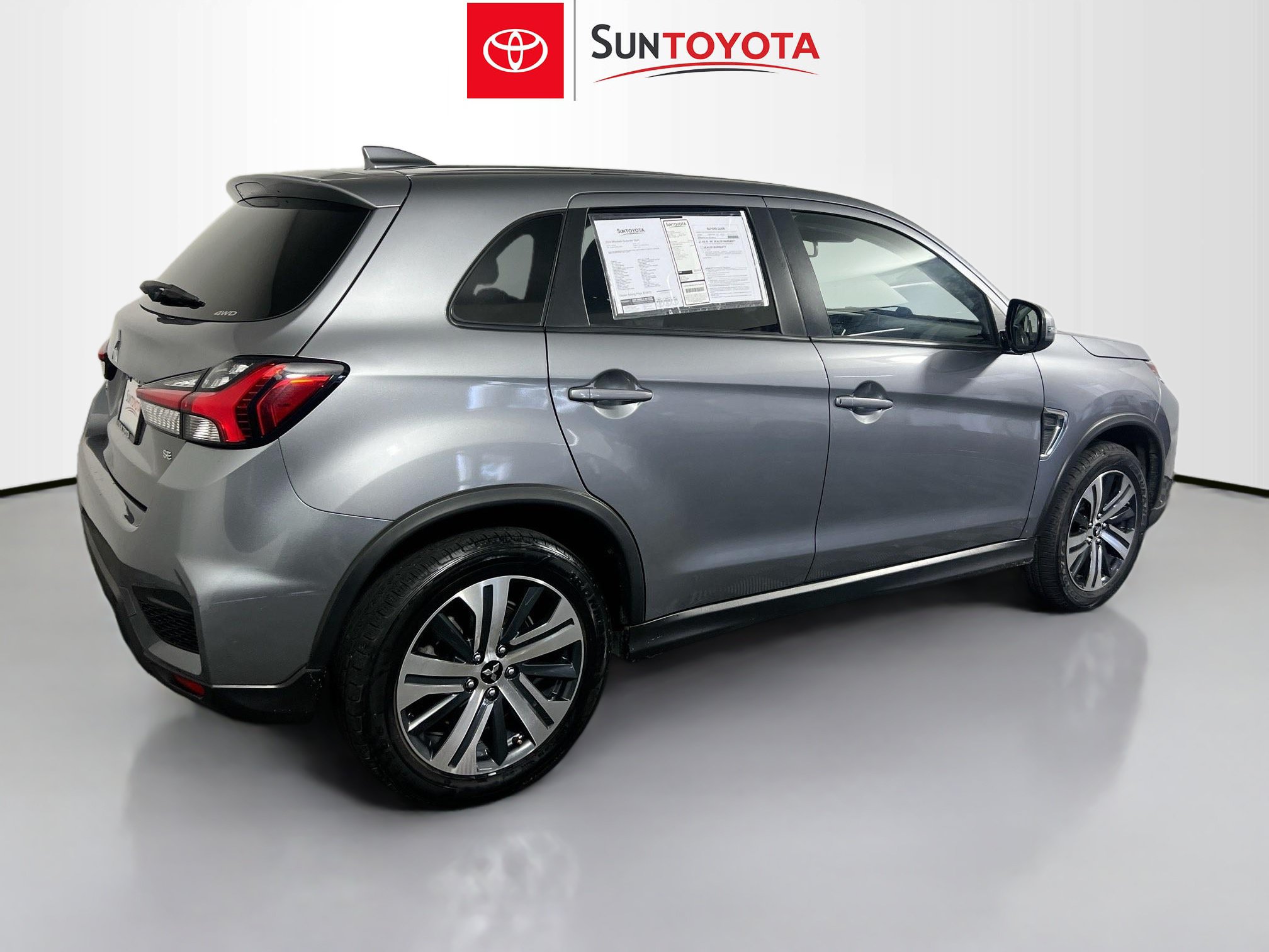 Used 2024 Mitsubishi Outlander Sport SE AWD/4WD image 4