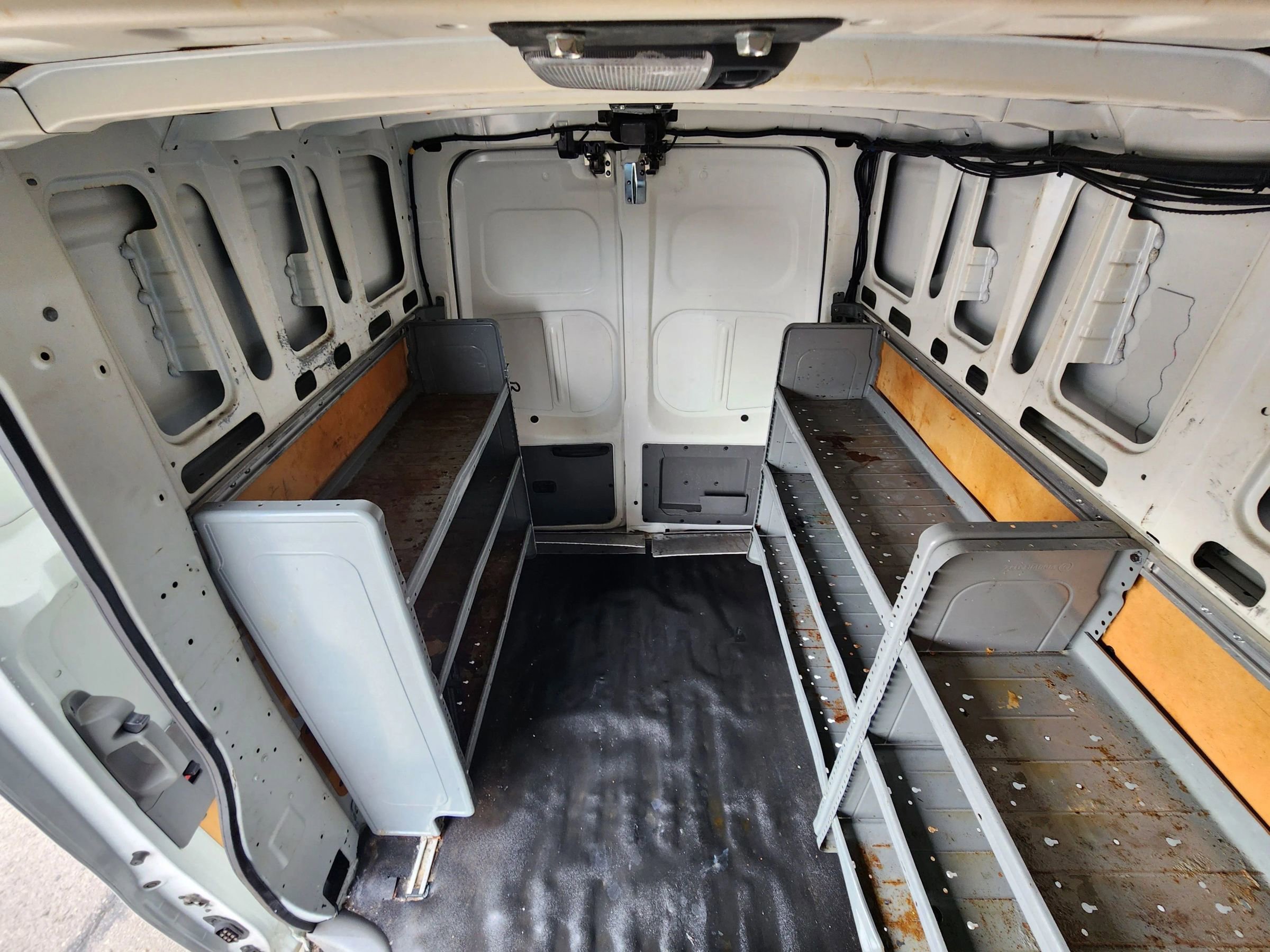 Used 2018 Nissan NV 2500 SV w/ Navigation Package image 15