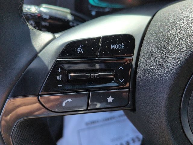 Used 2025 Hyundai Elantra Sport FWD image 16