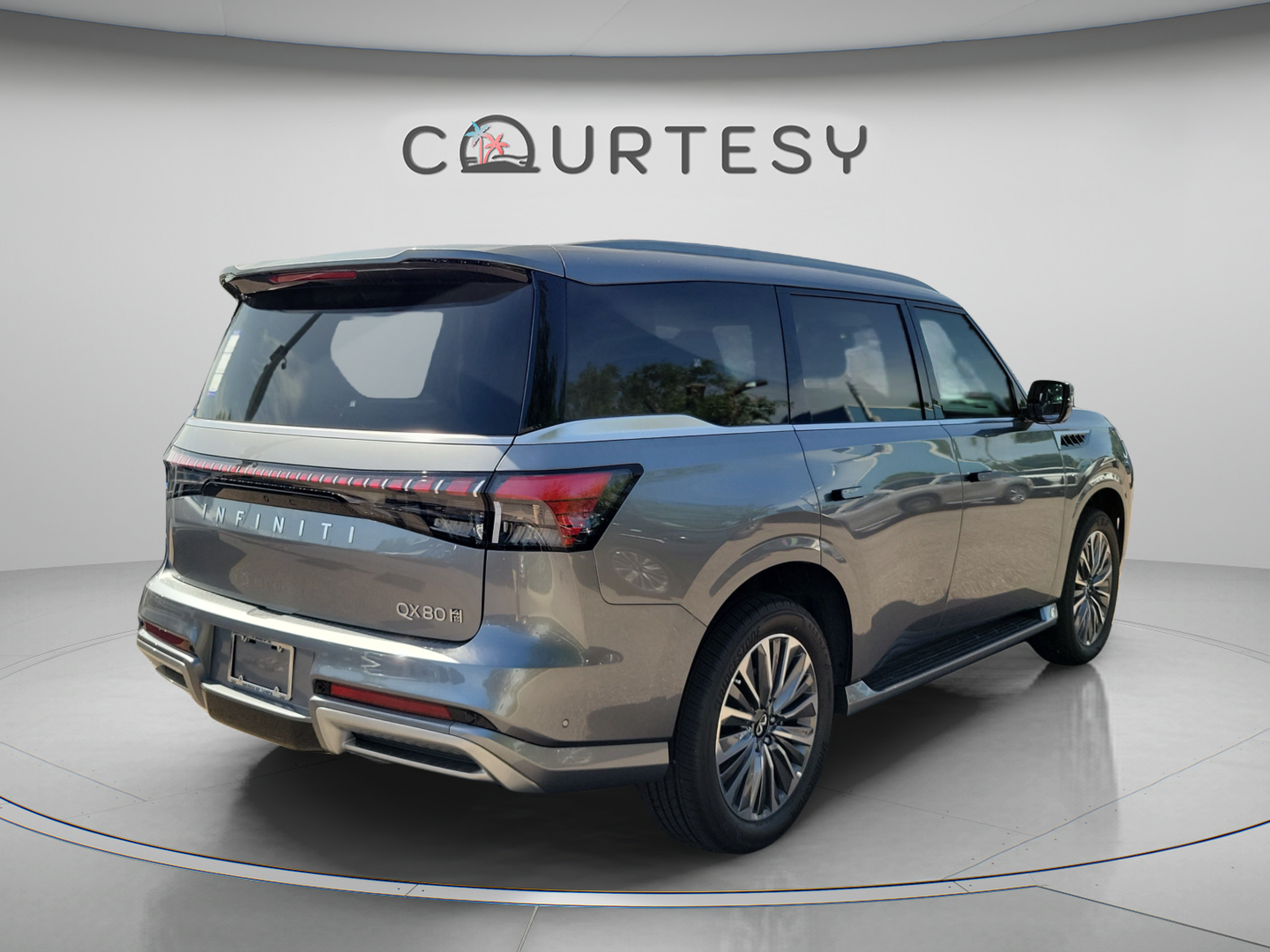New 2027 INFINITI QX80 Luxe w/ Cargo Package RWD image 3