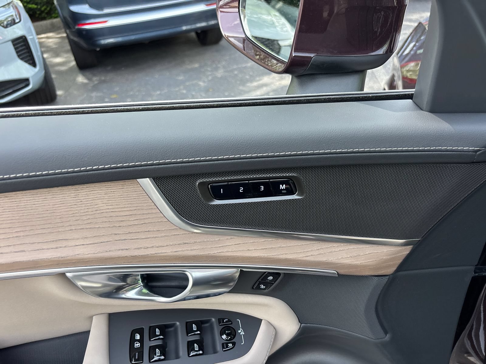 New 2026 Volvo XC90 B5 Core w/ Protection Package Premier AWD/4WD image 12