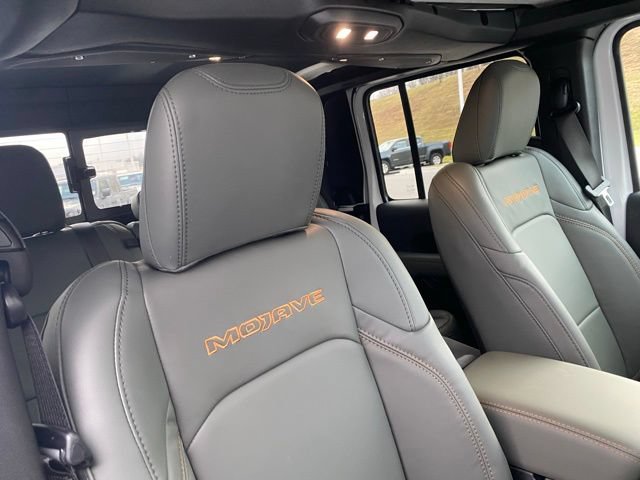 New 2026 Jeep Gladiator Mojave AWD/4WD image 32