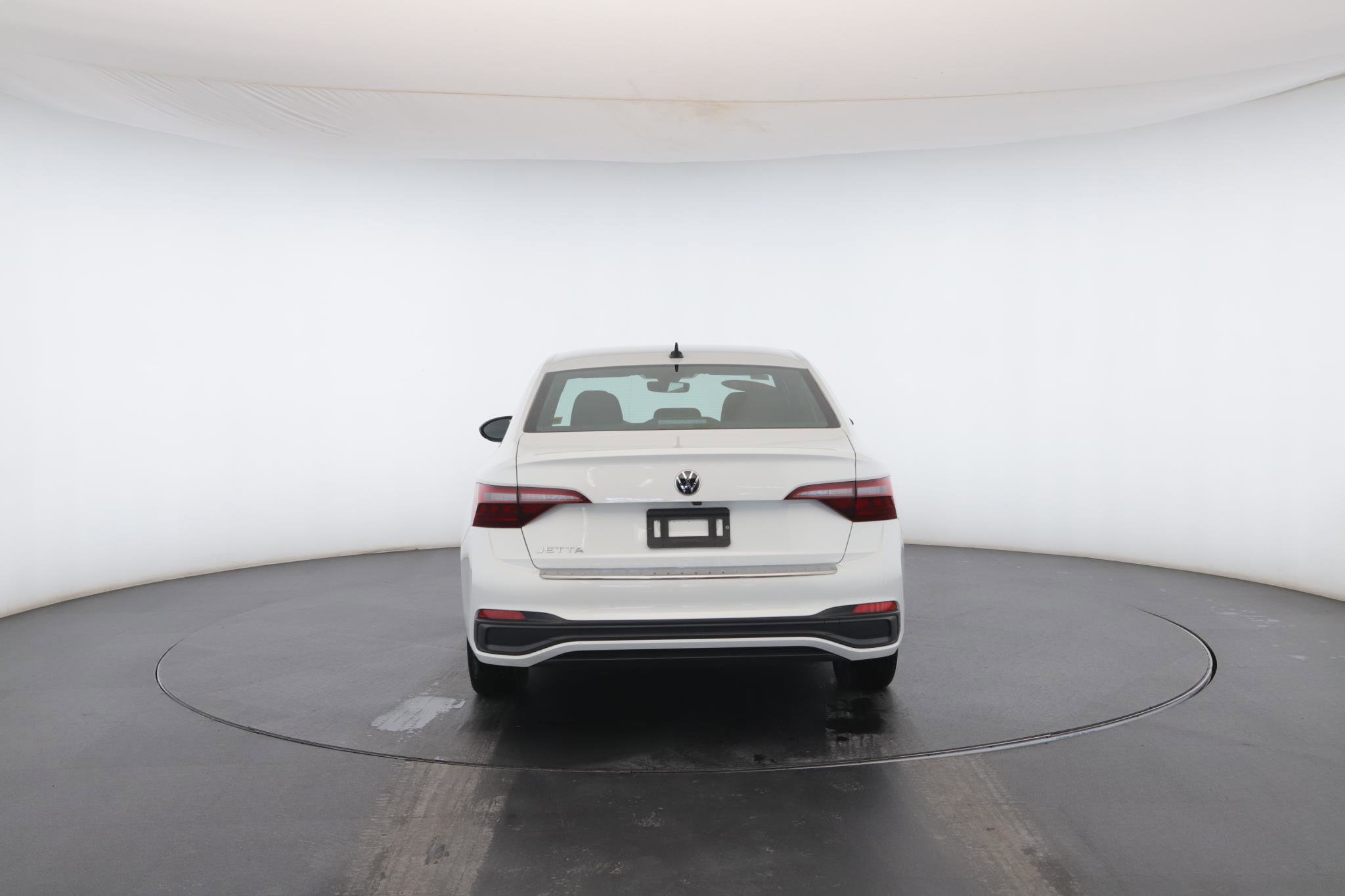 Used 2024 Volkswagen Jetta Sport image 17