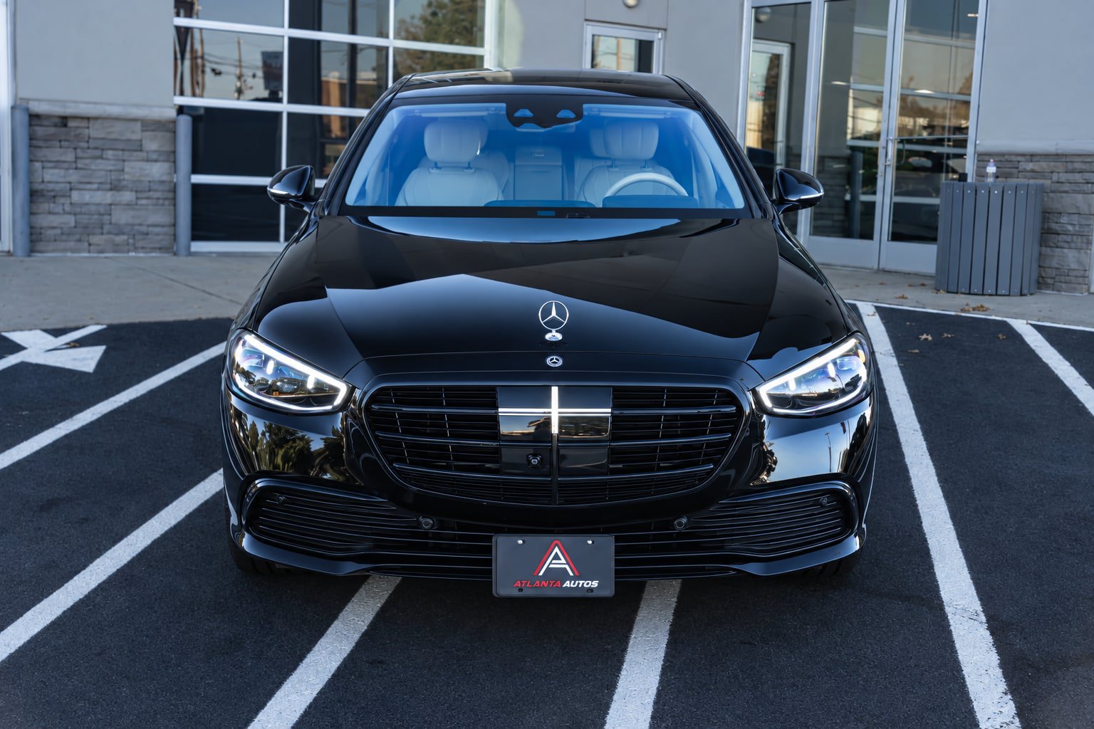Used 2023 Mercedes-Benz S 500 4MATIC image 3