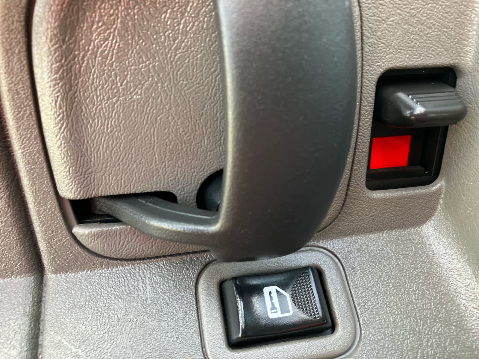 Used 2021 Chevrolet Express 2500 w/ Driver Convenience Package image 11