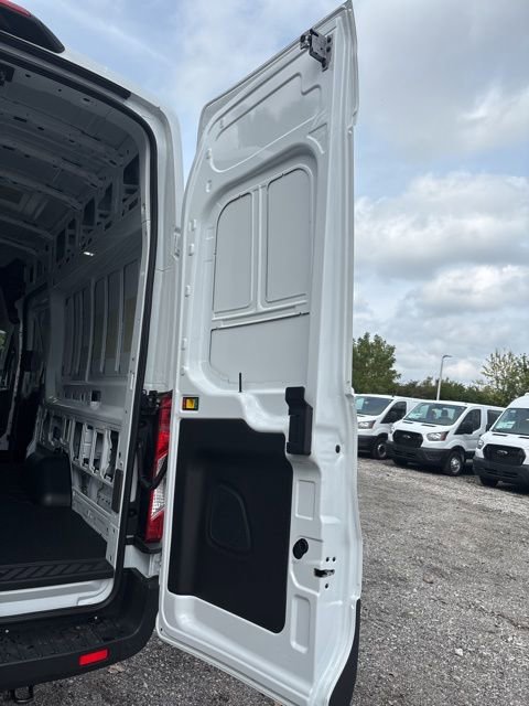 New 2025 Ford Transit 350 148 High Roof Extended image 12