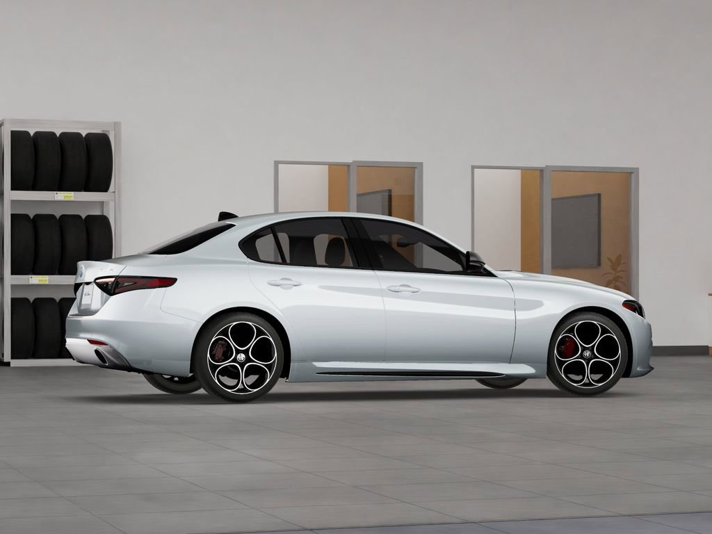 New 2026 Alfa Romeo Giulia image 6
