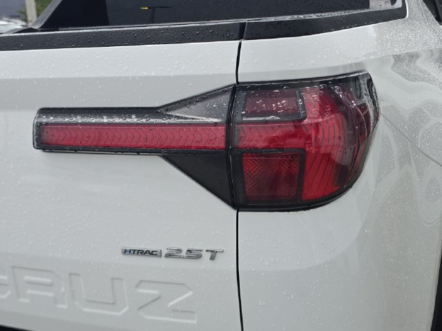 Used 2022 Hyundai Santa Cruz SEL Premium AWD/4WD image 9
