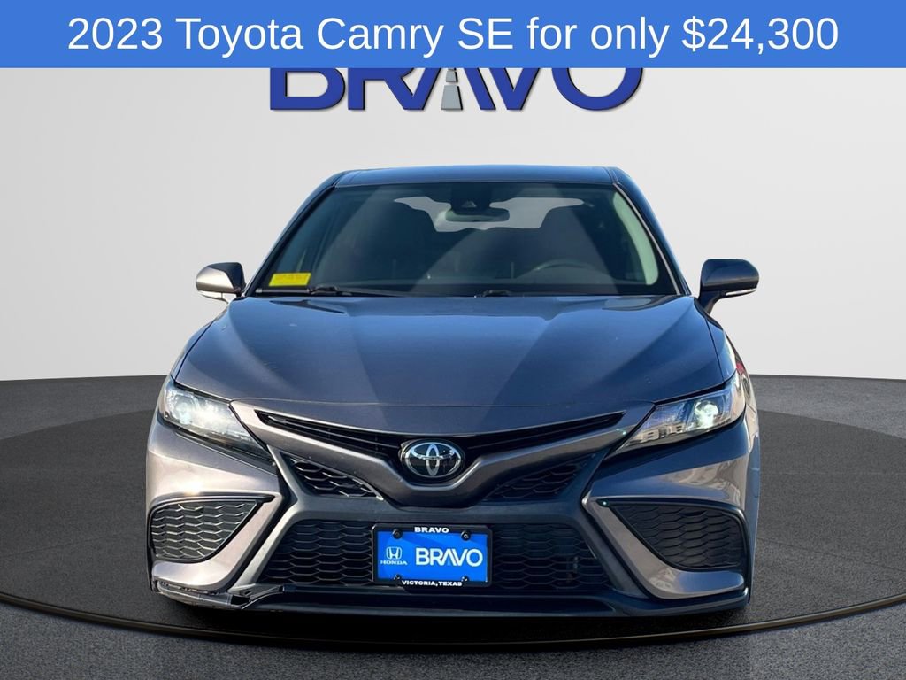 Used 2023 Toyota Camry SE FWD image 2