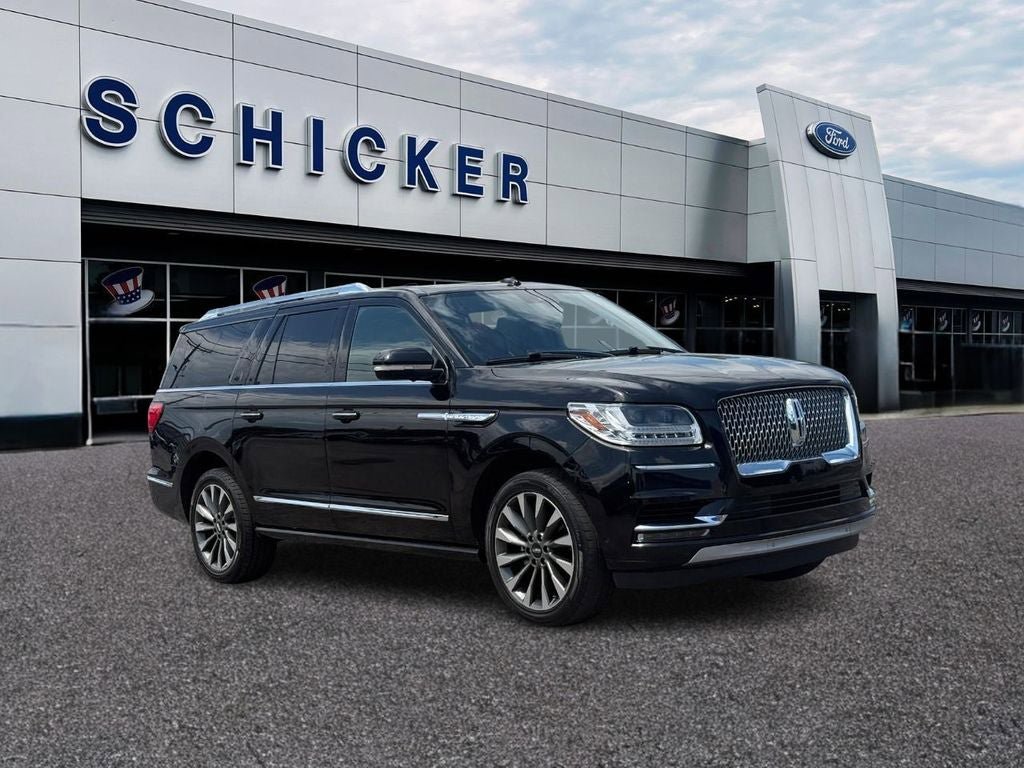 Used 2020 Lincoln Navigator L Reserve RWD image 1