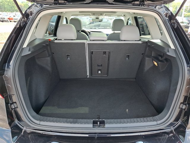 Certified 2023 Volkswagen Taos SE w/ Panoramic Sunroof Package AWD/4WD image 34