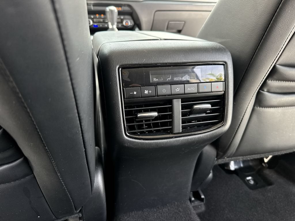 Used 2023 MAZDA CX-9 Touring Plus AWD/4WD image 37