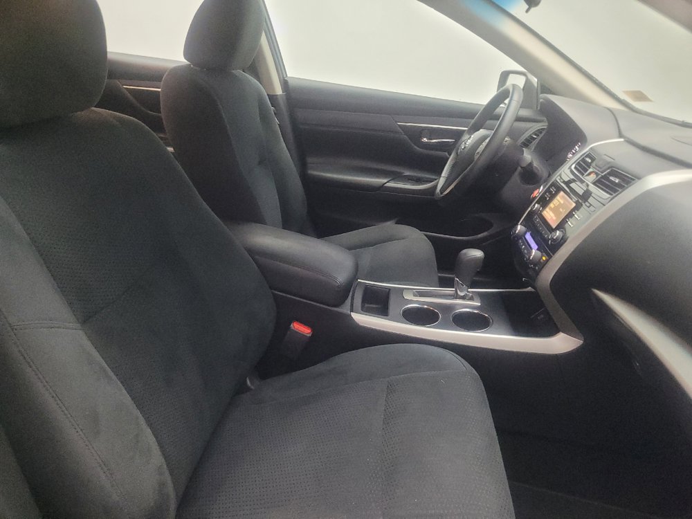 Used 2015 Nissan Altima 2.5 SV FWD image 21