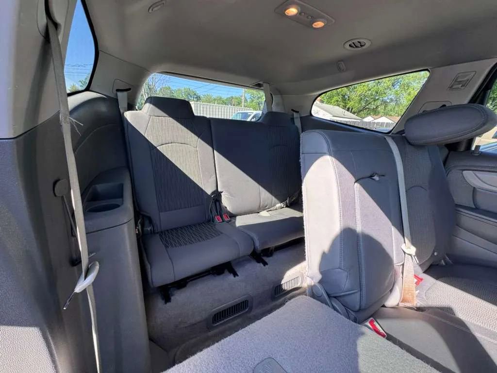 Used 2016 Chevrolet Traverse LS AWD/4WD image 10
