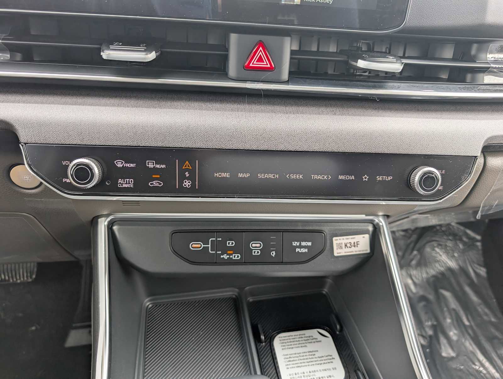 New 2026 Kia Carnival EX FWD image 26